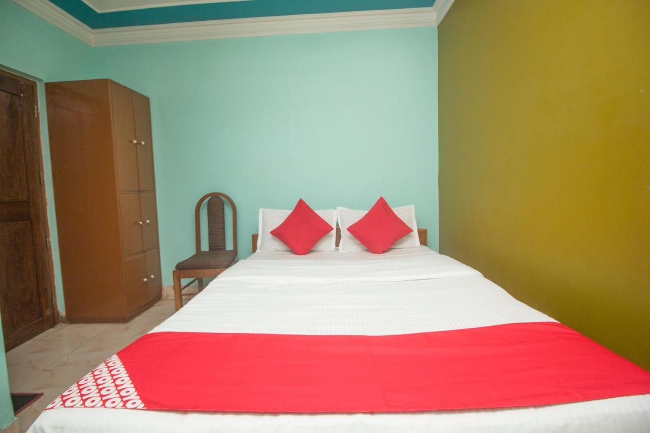 Oyo 48133 Hotel Payel Malda Bagian luar foto