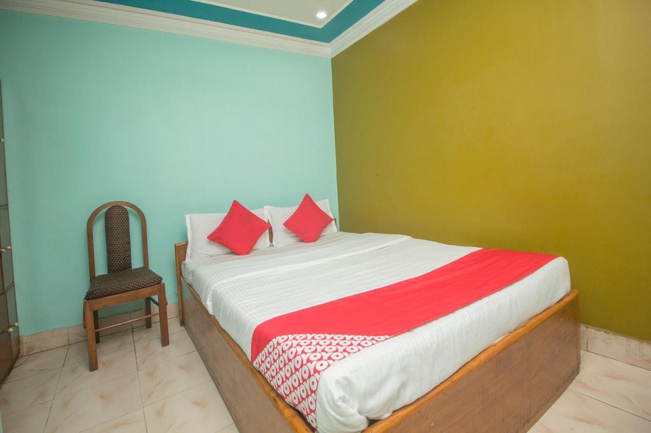 Oyo 48133 Hotel Payel Malda Bagian luar foto