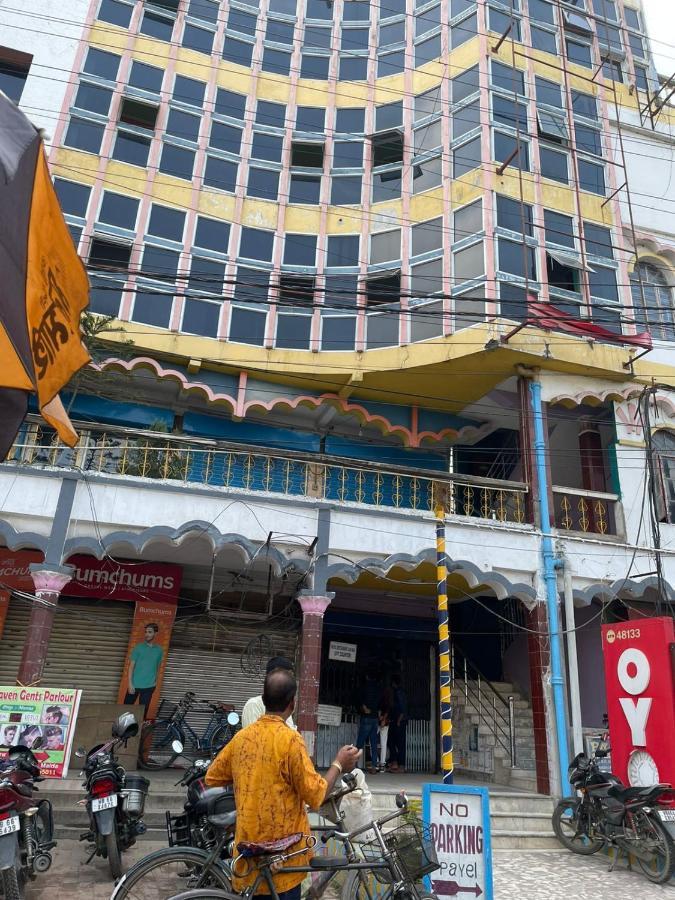 Oyo 48133 Hotel Payel Malda Bagian luar foto