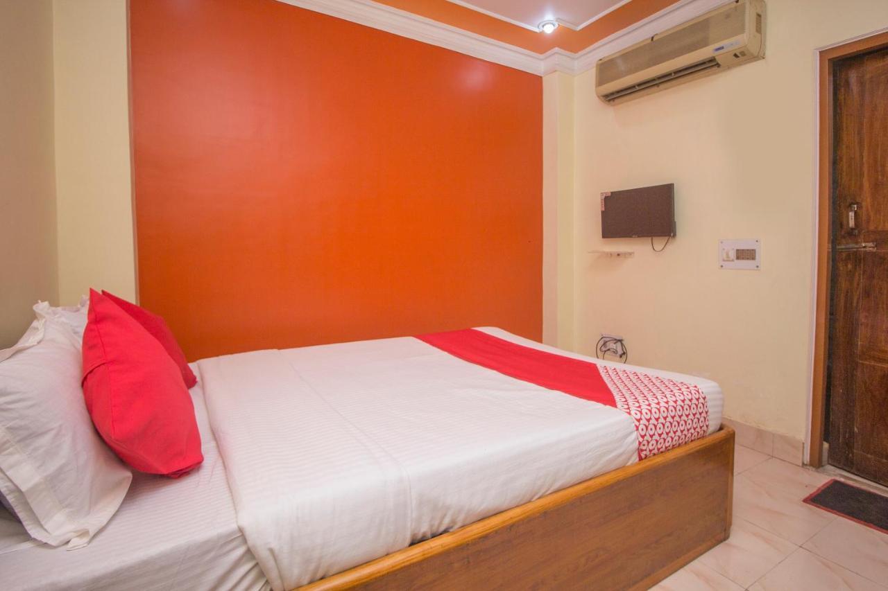 Oyo 48133 Hotel Payel Malda Bagian luar foto