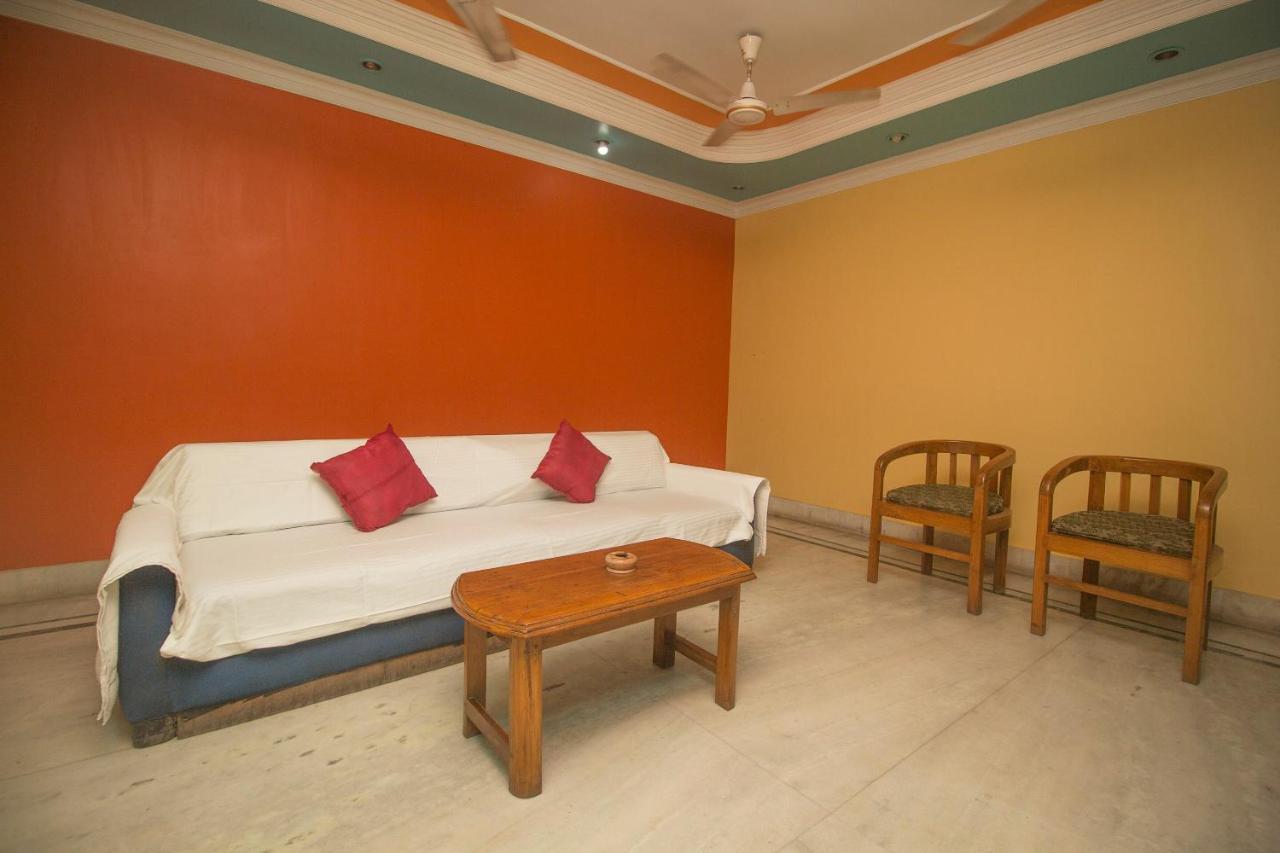 Oyo 48133 Hotel Payel Malda Bagian luar foto